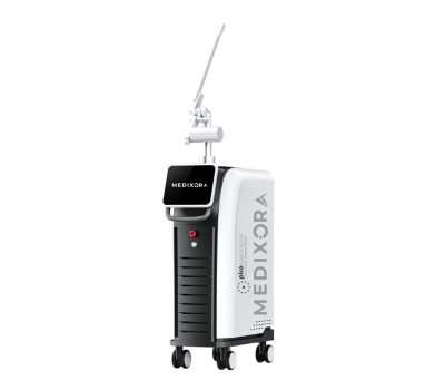 Advanced Q-Switch Nd laser machine used for professional tattoo removal treatment in aesthetic clinics